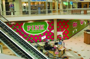 indoor custom large-format graphics